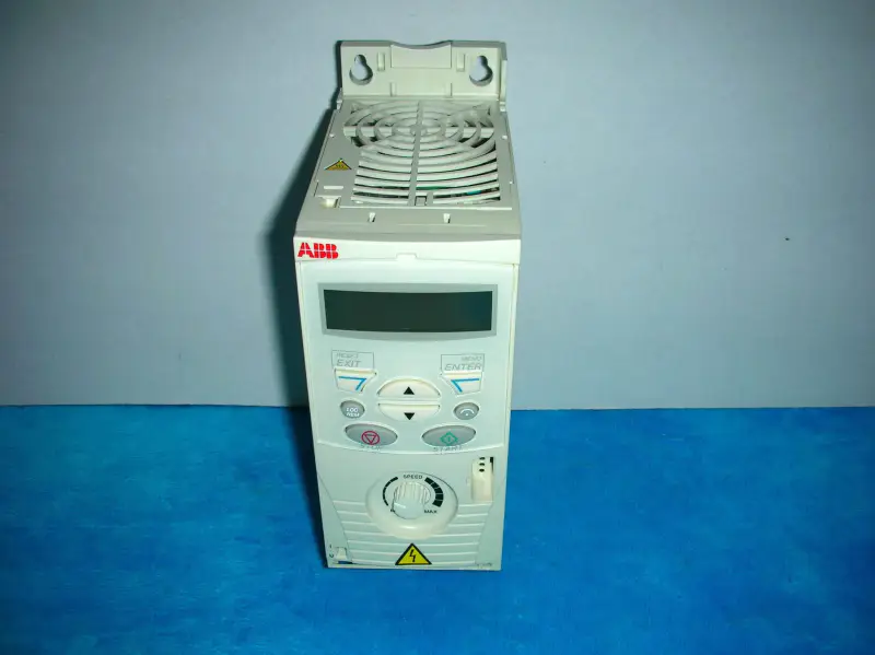 ABB ACS150-01E-02A4-2