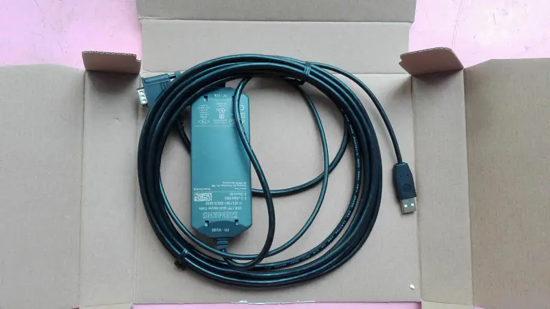 Siemens 6ES7 901-3DB30-0XA0