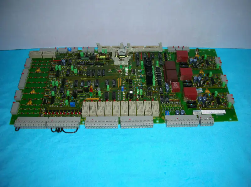 SIEMENS 6SC9830-0HG81