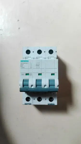 5SY6306-8CC D6
