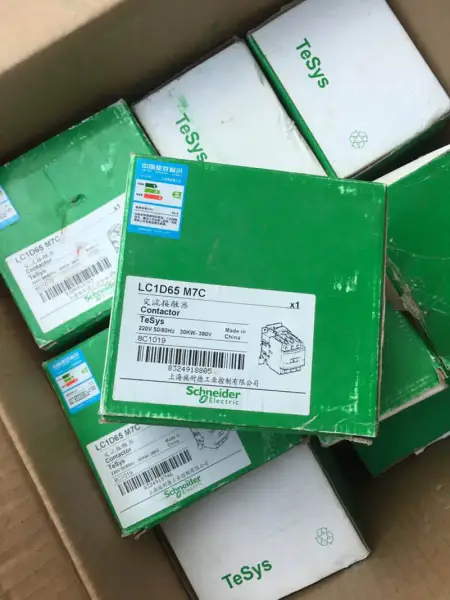 LC1D65M7C Schneider AC220V