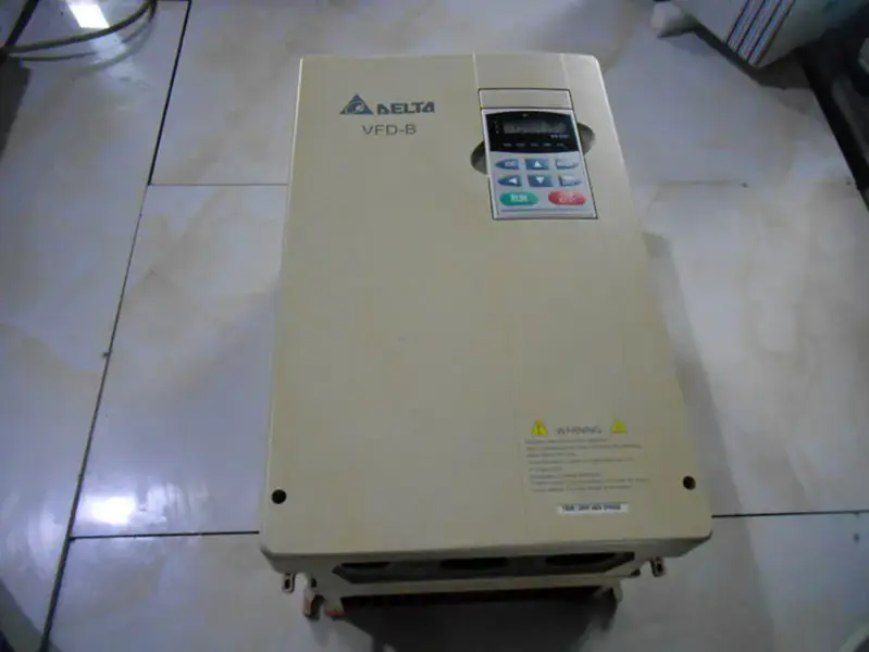 Střídavý motor Delta VFD150B43A