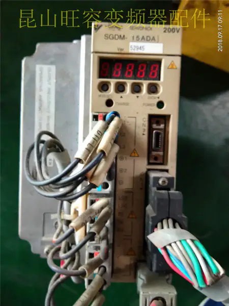 YASKAWA SGDM-15ADA+ SGMGH-13ACA61 1,3KW