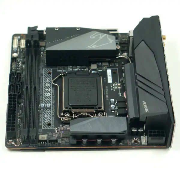 Základní deska Gigabyte H470I AORUS PRO AX LGA1200 DDR4