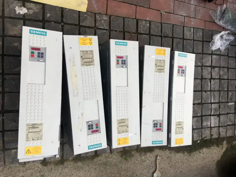 6SE7023-4TC61-Z Siemens
