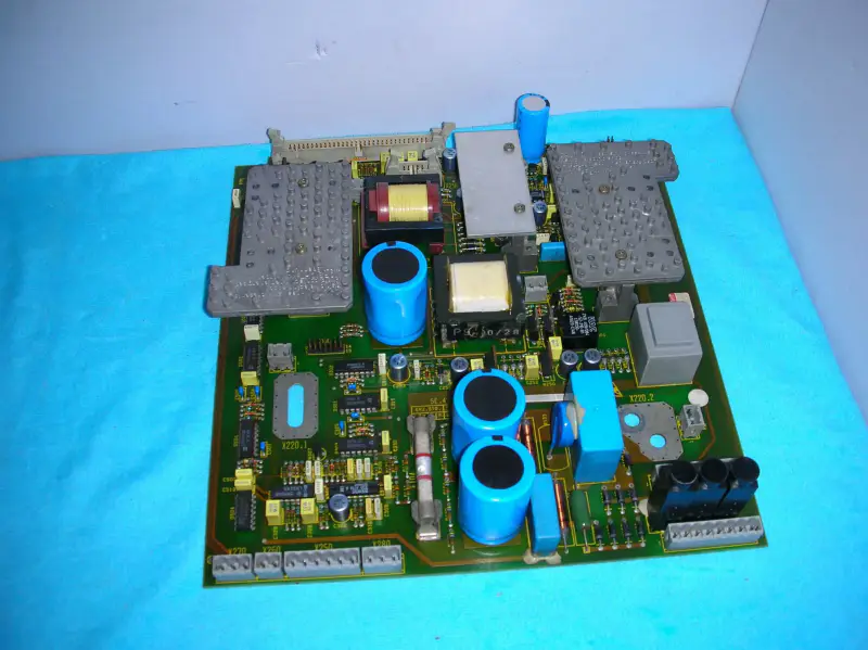 SIEMENS 6SE1200-1EA10-3