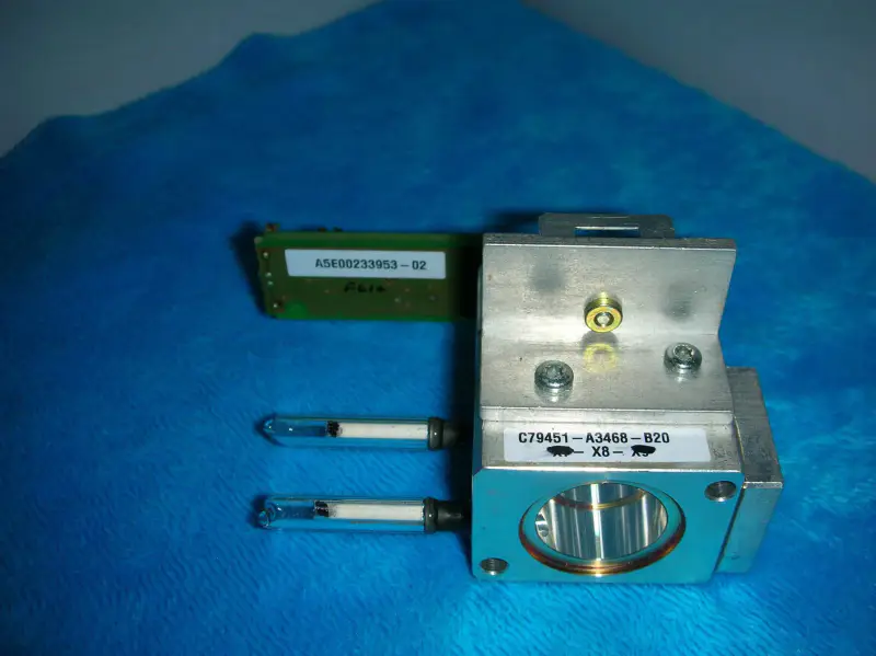 SIEMENS C79451-A3468-B20 A5E00233953-02