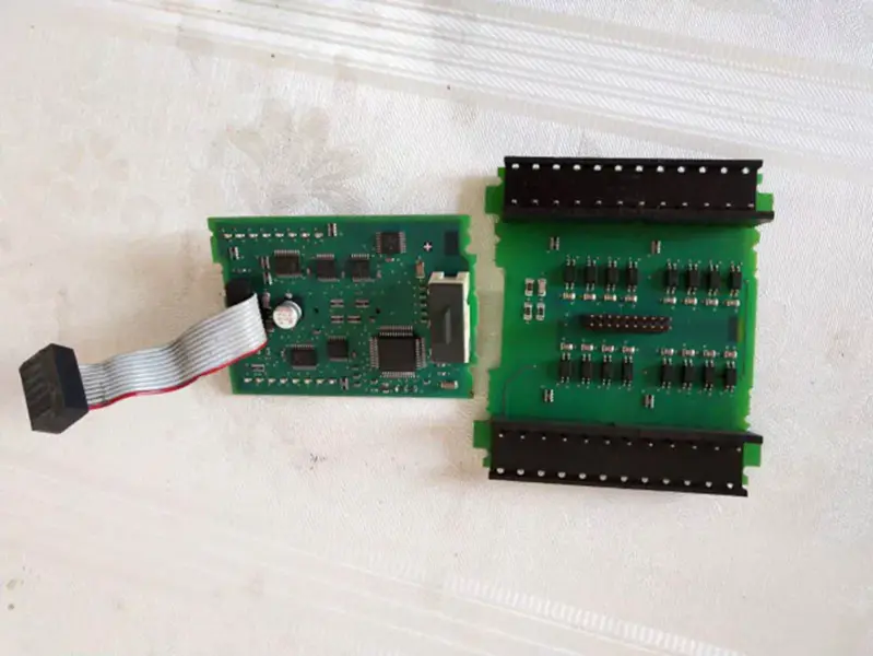 Siemens PLC EM221 221-1BH22-0XA8 S7-200
