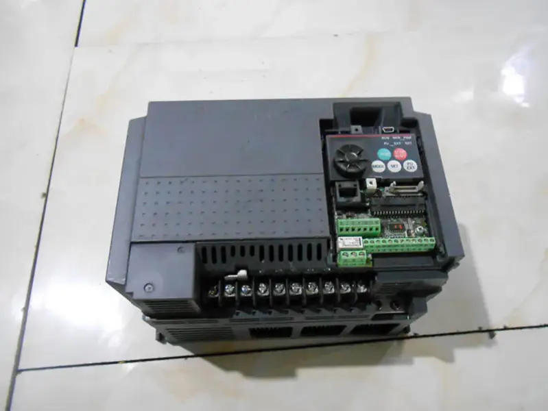 Mitsubishi FR-E740-7.5K-CHT 7.5KW380V