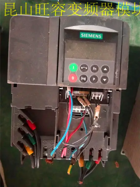 Siemens 6SE6420-2UD22-2BA1 /2,2KW 380V