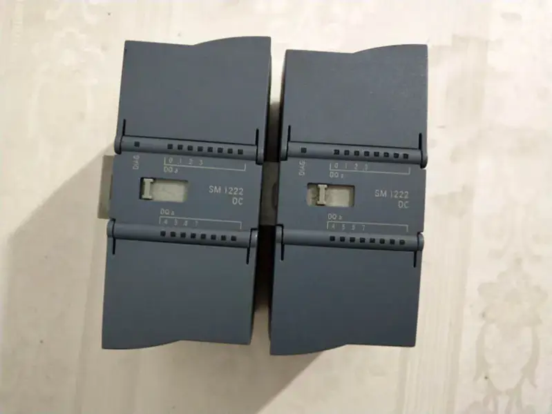 Siemens S7-1200 Siemens SM1222 6ES7 222-1BF30-0XB0
