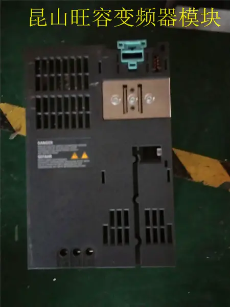 Siemens 6SL3210-1SE21-0UA0