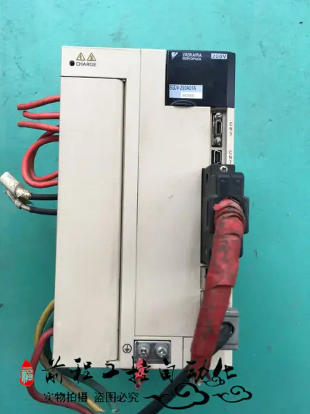 SGDV-200A01A002000 YASKAWA 3KW/220v