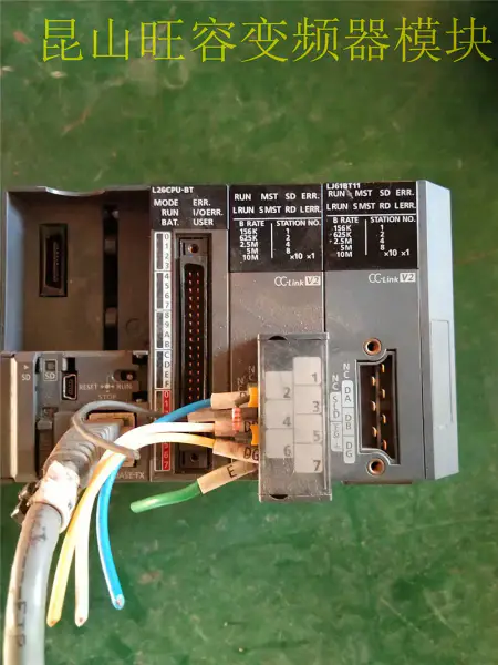 Mitsubishi PLC L26CPU-BT LJ61BT11