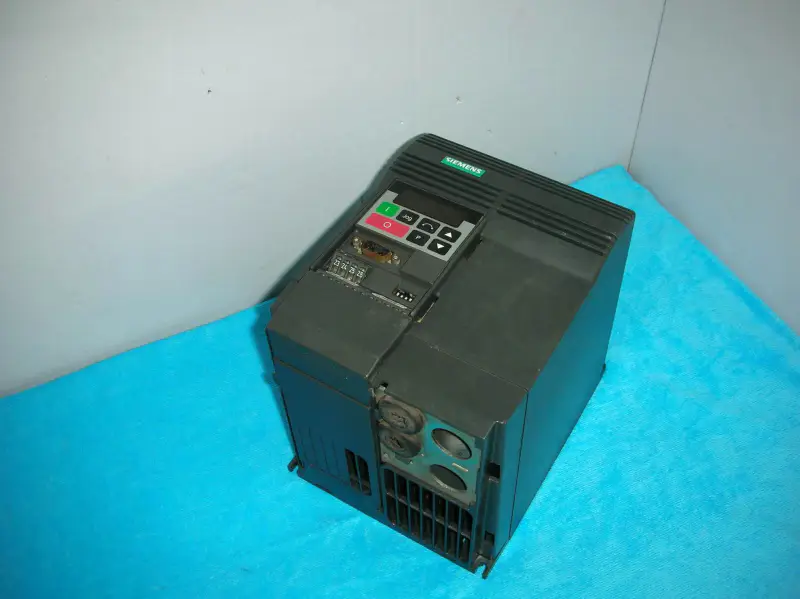 SIEMENS 6SE3217-3DB40