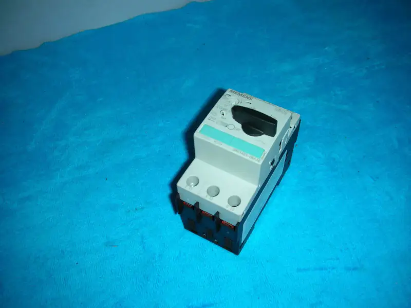 SIEMENS 3RV1421-1BA10