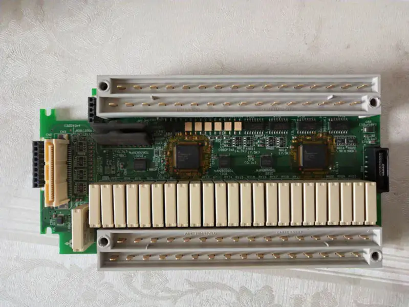 Mitsubishi FX2N-48MR-001 IO