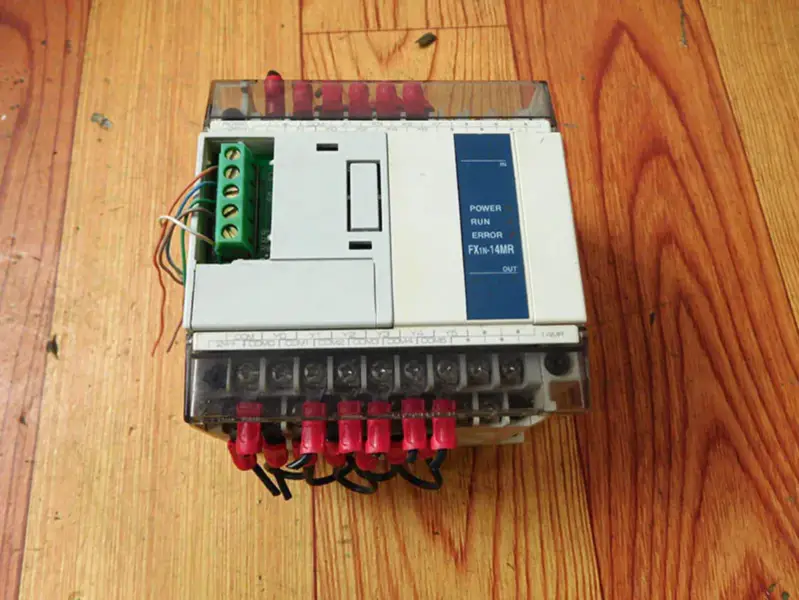 Mitsubishi PLC FX1N-14MR-001