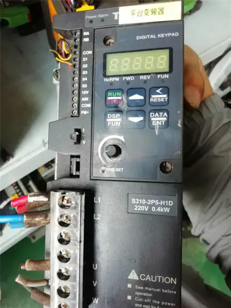 TECO T-VERTER400W S310-2P5-H1D 0,4KW 220V