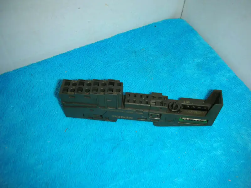 SIEMENS 6ES7193-4CA30-0AA0