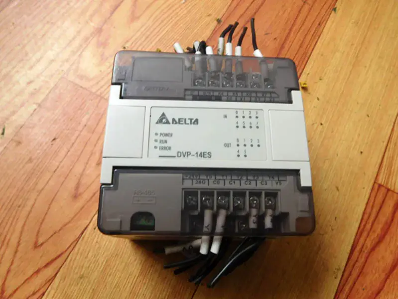 PLC Delta DVP14ES00T2
