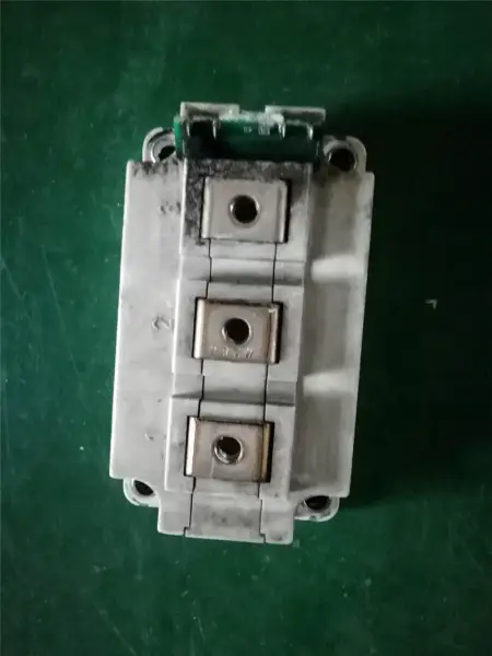 FF300R12KS4 FF200R12KS4 FF300R12KT3 FF400R12KT3
