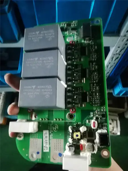 FS200R12KT4R FS200R07N3E4R FS150R17N3E4 FS100R17N3E4