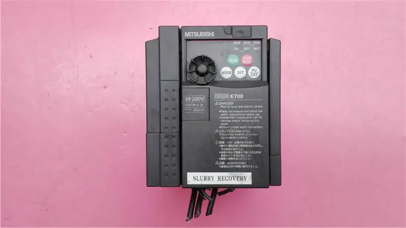 FR-E720-2.2K 2,2KW/220V