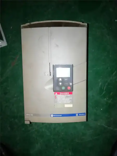 Schneider ATV58 ATV58HU72N4 4KW 380V