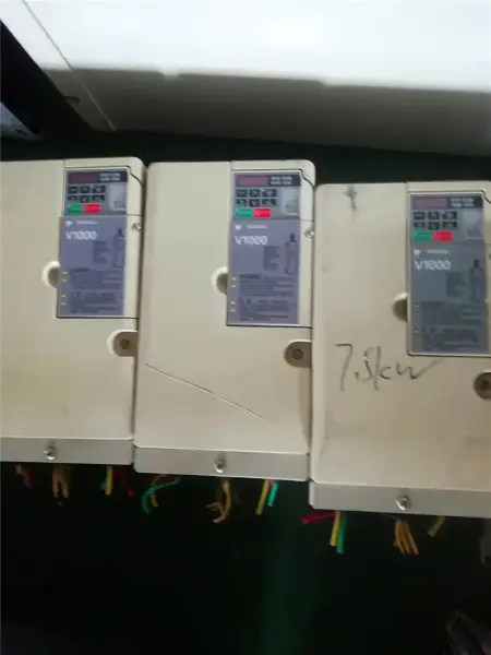 YASKAWA V1000 série CIMR-VB4A0018FBA 5,5 kW 380V