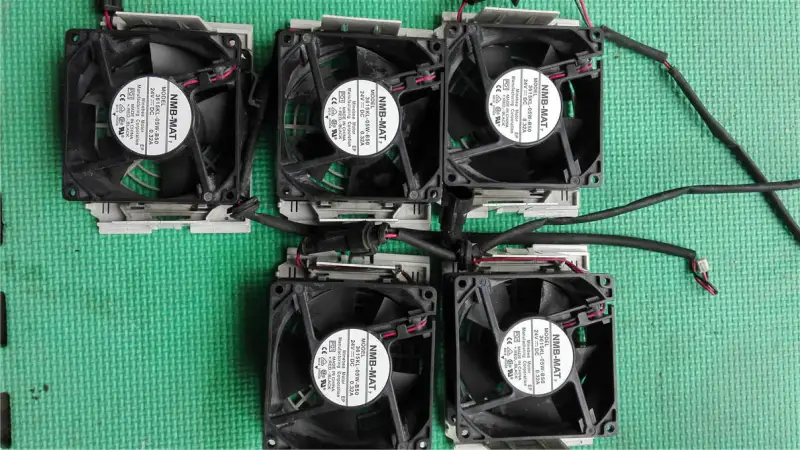 Ventilátor NMB 3615KL-05W-B50