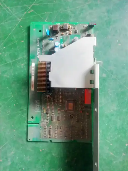 Lenze 8221MP EVF8221銆丒VF8222銆丒VF8223