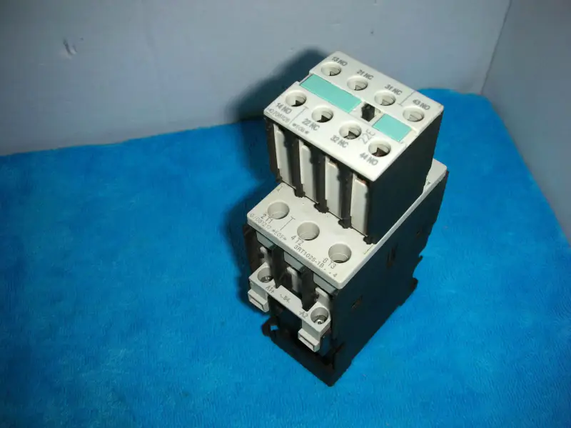 SIEMENS 3RT1025-1B+3RH1921-1HA22+3RT1926-1ER00