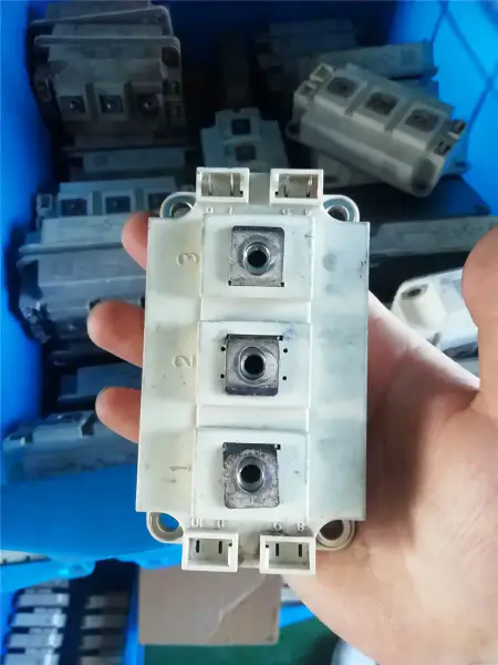SKM200GB123D SKM200GB124D SKM200GB12T4 SEMIKRON