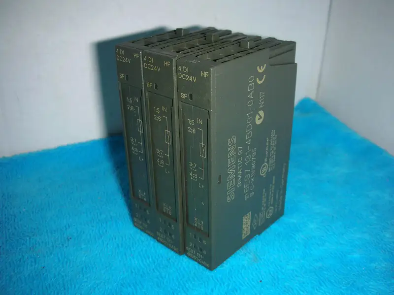 SIEMENS 6ES7131-4BD01-0AB0