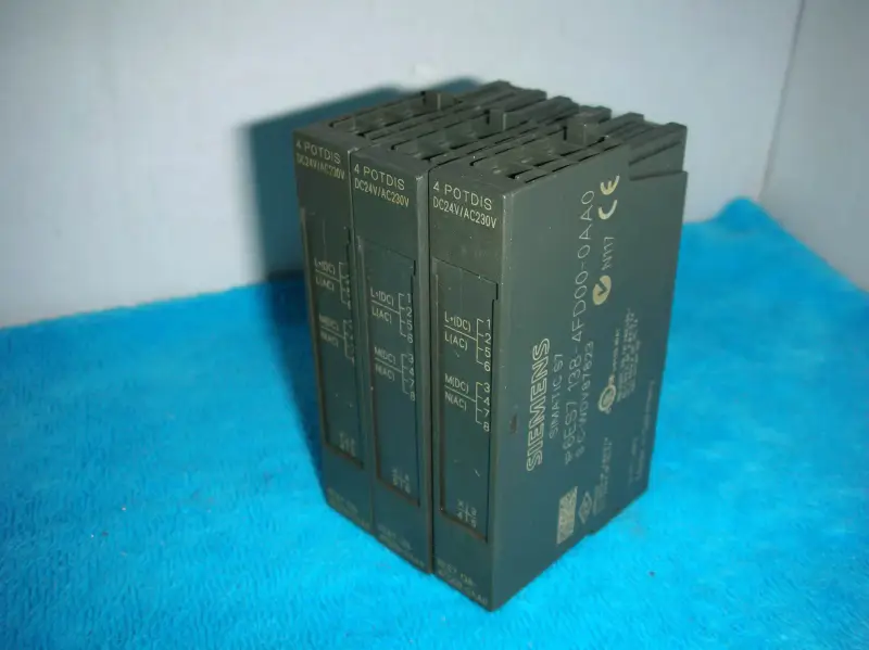 SIEMENS 6ES7138-4FD00-0AA0