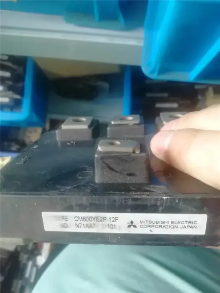 CM600YE2N-12F CM600YE2P-12F