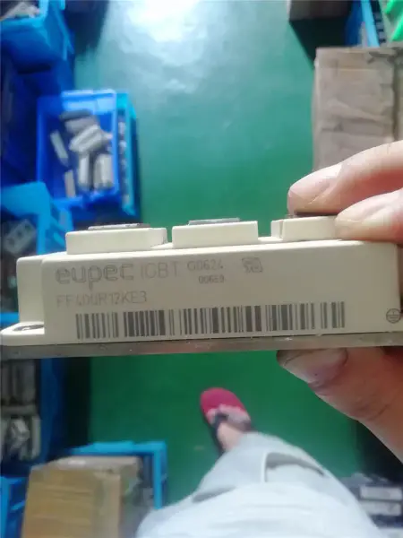 FF400R12KE3 FF400R12KT3 FF400R12KT4 IGBT 400A1200V