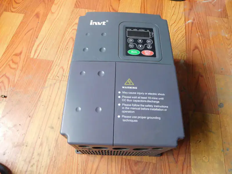 INVT CHF100A-011G/015P-4