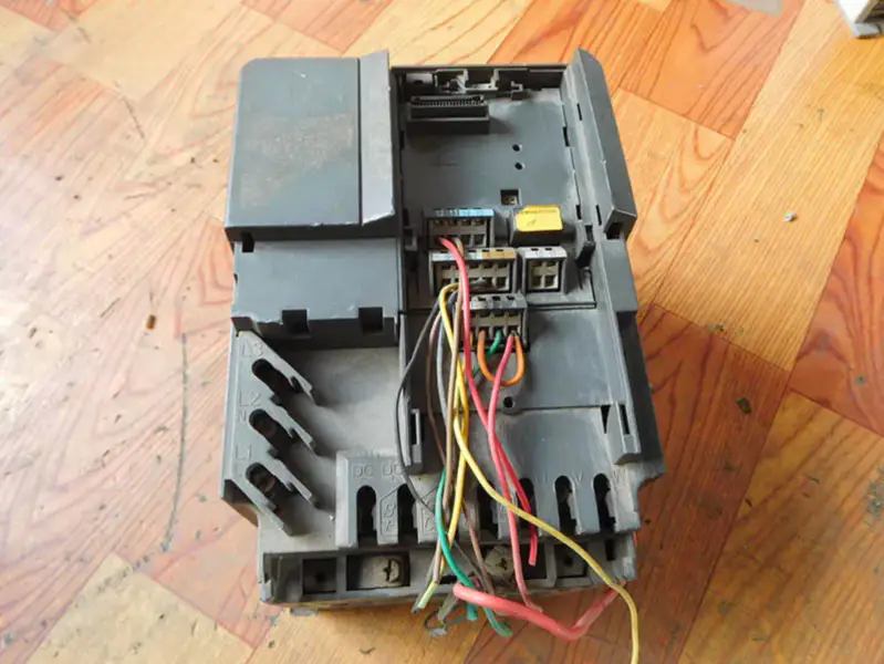 Siemens 6SE6420-2UD23-0BA1 3kw 380V