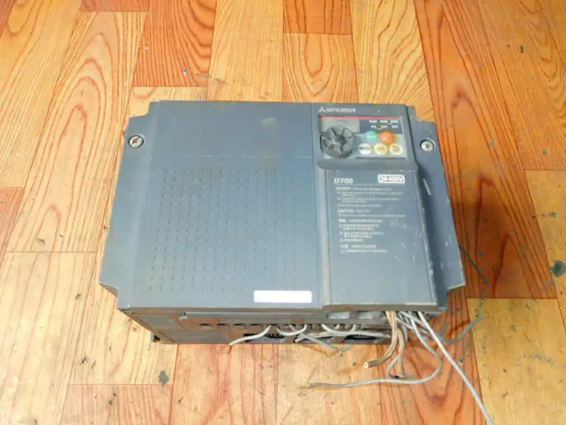 Mitsubishi FR-D740-5.5K-CHT 5,5 kW 380V