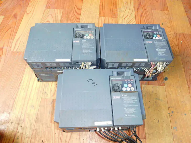 Mitsubishi FR-E740-5.5K-CHT 380V 5,5KW