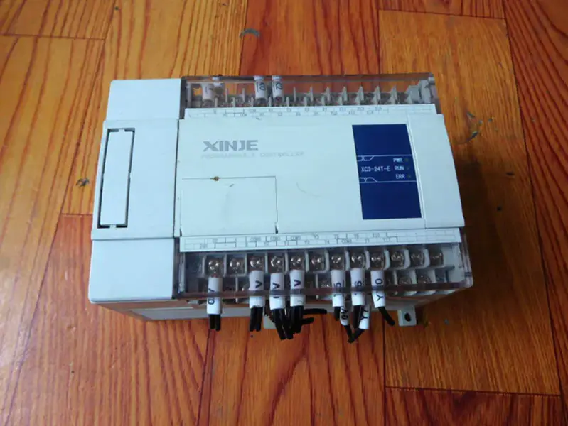XINJE PLC XC3-24T-E