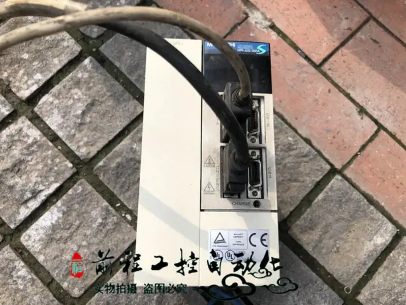 MR-J2S-350A Mitsubishi MR-J2S-700A