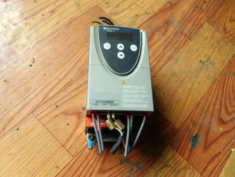 Schneider ATV11HU05M2E 0.18KW 220V
