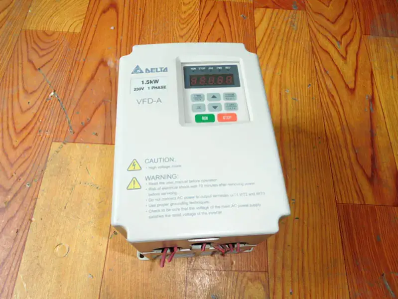 Delta VFD015A21A 220V 1,5 kW