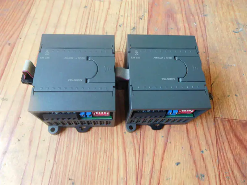 PLC 200 235-0KD22