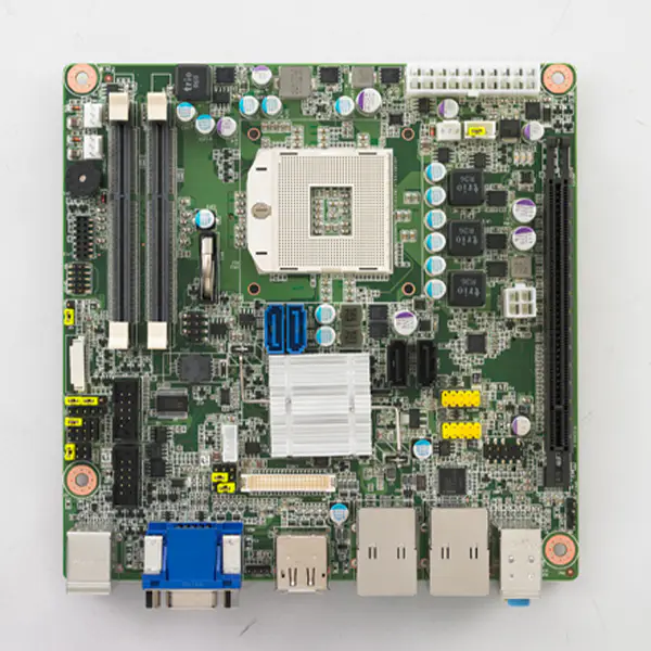 Advantech AIMB-273 se základními deskami QM77 intel atom