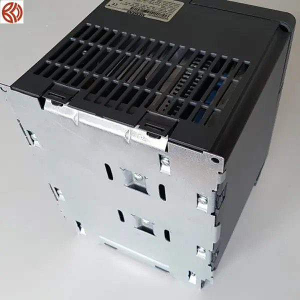 Střídač 7,5 kW 6SE6420-2AD27-5CA1 KONSTANTNÍ MNOŽSTVÍ MOCI