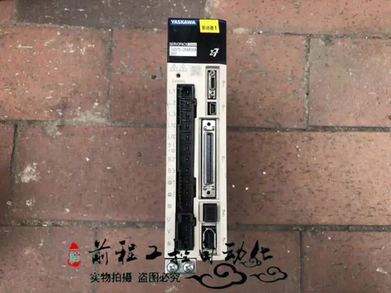 SGD7S-2R8A00A002 YASKAWA série 400W